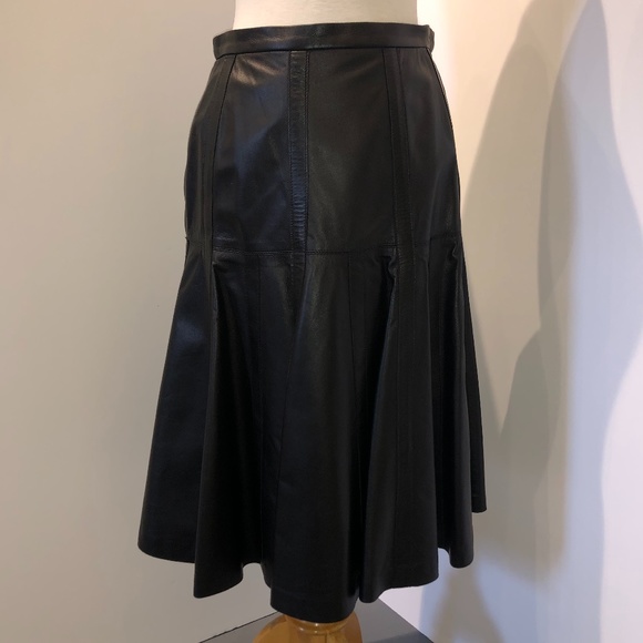 Oscar de la Renta Black Leather Silk Lined Skirt 8